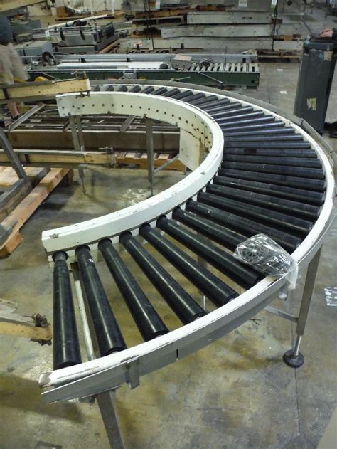 90 Degree Powered Roller Conveyor 18 In Wide 112 In Long Overall