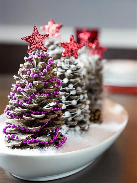 Amazing Pine Cone Decorations You Can Make For Christmas The Art In Life