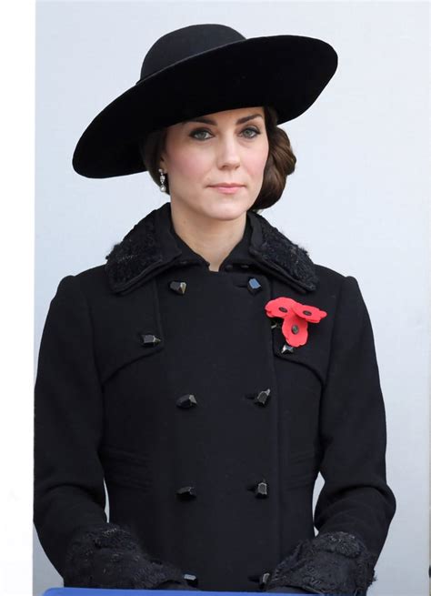 Kate Middleton Wears Black Coat On Remembrance Day 2016 Popsugar