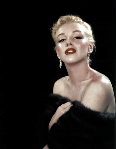glamorous photos of marilyn monroe photographed by ed clark in 1950 vintage news daily
