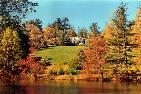The park at flat rock consists of 66 acres of prime, flat, open green space at the eastern entrance to the village of flat rock. Carl Sandburg House from across lake, Flat Rock, NC | Flickr