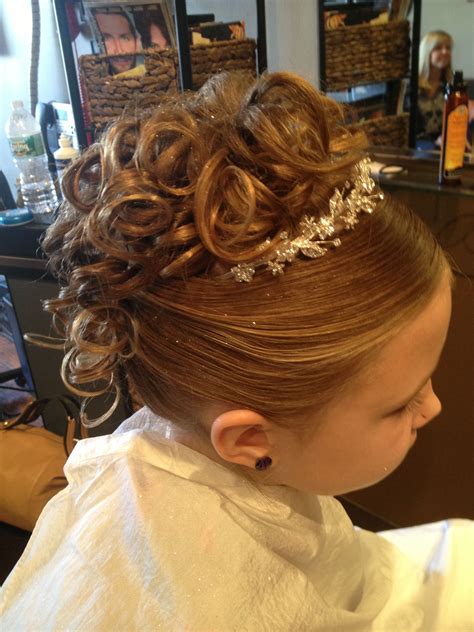 25 Simple First Communion Hairstyles Hairstyle Catalog