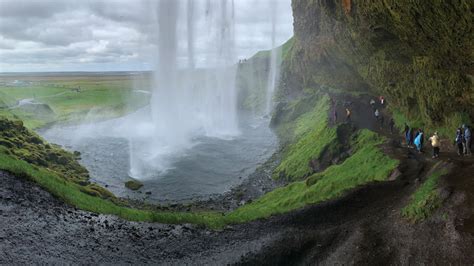 Seljalandsfoss Waterfall Omnia