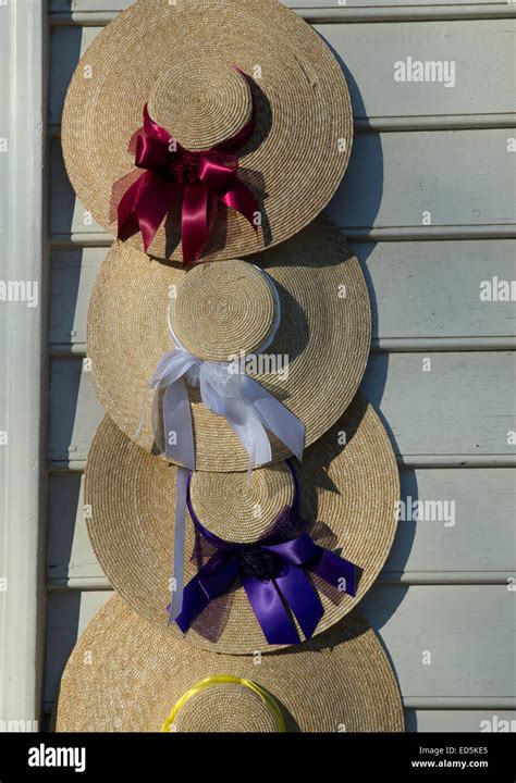 Colonial Womens Straw Hats Stock Photo Alamy