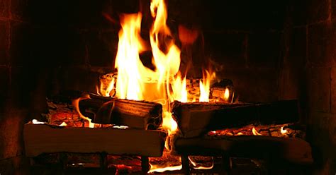 Enjoy your traditional yule log, complete with sounds of a crackling fire and a handful of surprises exclusively for you from dish this holiday season. How To Stream The Yule Log For The Holidays, So You Can ...