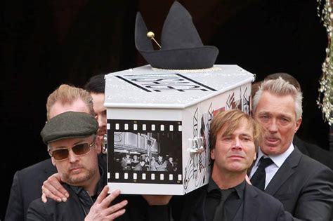 Boy George Carries Steve Strange Coffin At His Funeral Daily Star