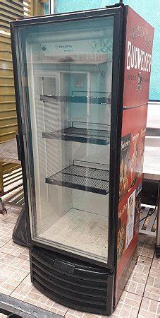 Geladeira Refrigerador Expositora Pequena 350L 220V Usada VB40