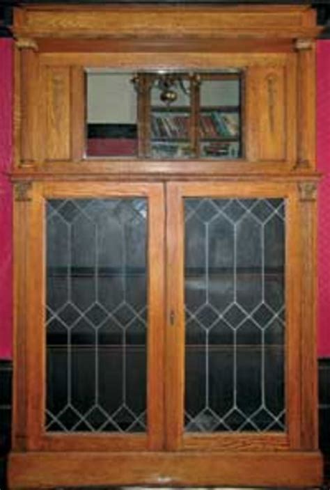 How To Repair Leaded Glass Leaded Glass Door Leaded Glass Cabinets Leaded Glass Cabinet Doors