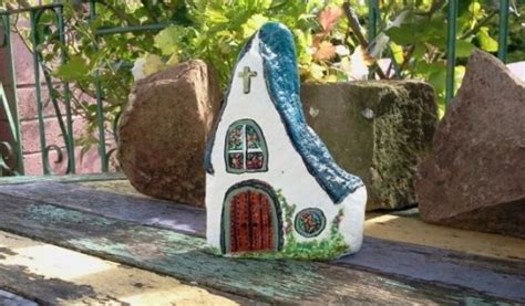 Painting Rocks—houses And Cottages Feltmagnet