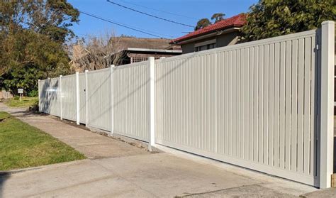 Define your property lines without breakin. Fenstar Aluminium Slat Fencing - Supergates