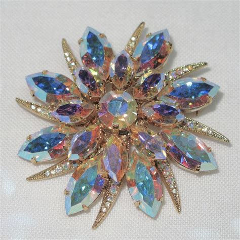 Vintage Aurora Borealis Crystal Australian Pin Brooch Starburst