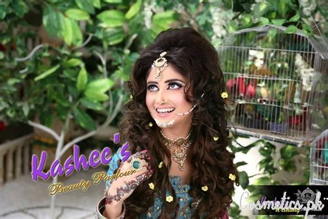 Latest Bridal Makeup By Kashees Beauty Parlour 2017