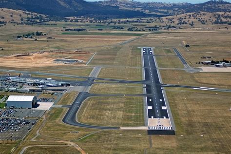 Why Do Some Airports Have Unusually Long Runways? » Science ABC