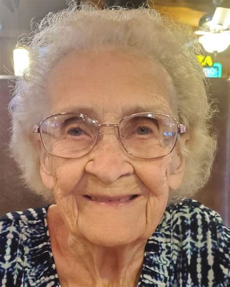 Helen Louise Showers Obituary 2023 Park Lawn Funeral Homes