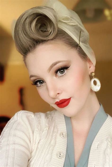 Fascinating Victory Rolls Hairstyles The Modern Take At The Vintage Trend Vintage Hairstyles