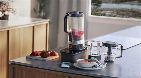Electrolux Launches Master 9 Connected Blender Home Appliances World