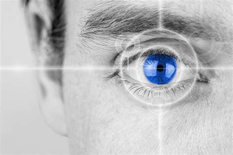 Odklejenie siatkówki oka – przyczyny i objawy. Jak wygląda leczenie
