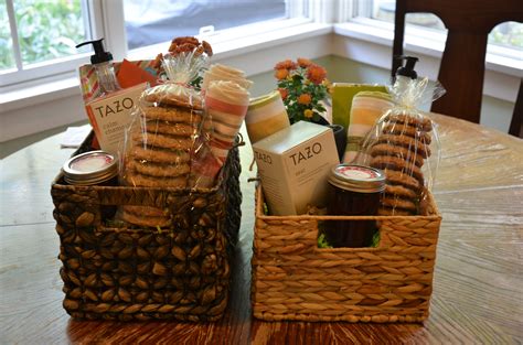 It's the perfect gift for any new homeowner. DIY Gift Basket Ideas | New neighbor gifts, Welcome gift ...