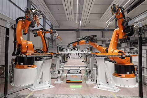 Kuka Demonstrates ‘flexible Matrix Production System Based On Robotic