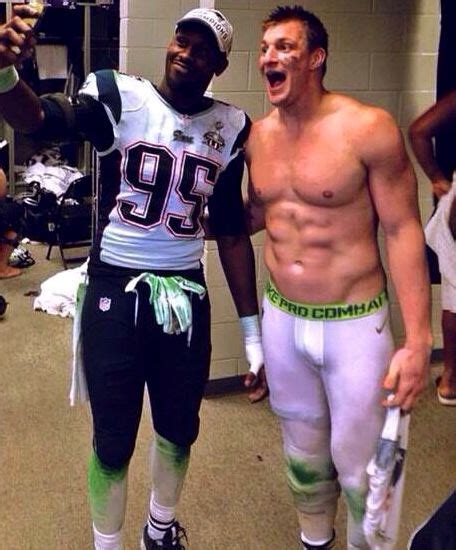 A Tribute To Rob Gronkowski S Hot Naked Bod Yumm Pinterest