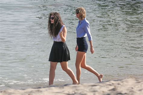She also sang with lorde as a surprise. Taylor Swift & Lorde at the Beach in Malibu - February ...