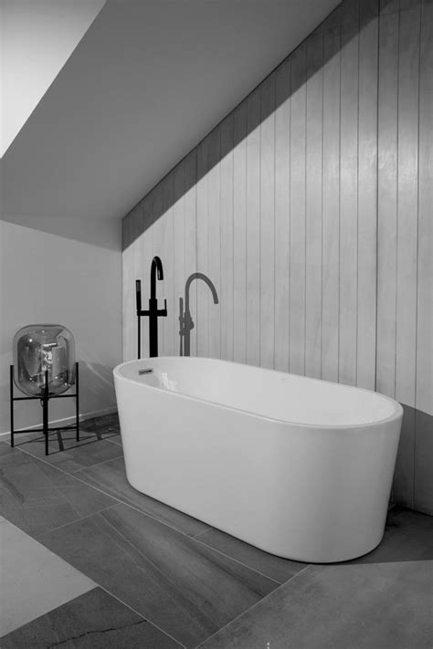 Alexa Acrylic Bath Ar115 1700mm Toptile Bathrooms