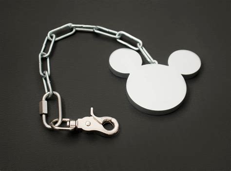 Kingdom Hearts Mickey Mouse Keyblade Keychain