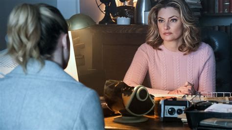 This Riverdale Theory Suggests Bettys Mom Is A Witch—and Related To Sabrina Spellman Glamour