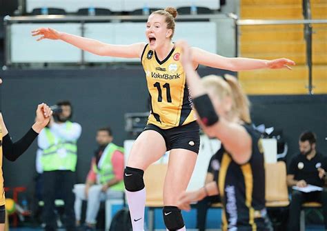 Swedish volleyball player isabelle haak is named as the best scorer of the italian league 2017/2018 after the regular round. Melhor do Vôlei - Isabelle Haak: uma temporada para consolidar a carreira