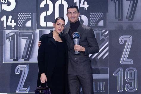 Cristiano Ronaldo Dikabarkan Akan Segera Menikah Dengan Kekasihnya