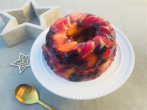 Summerfruit Prosecco Jelly