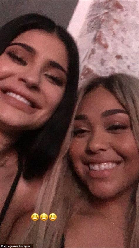 Kylie Jenner Shares Rare Photos With Best Friend Jordyn Woods Kylie Jenner Kylie Kylie Travis