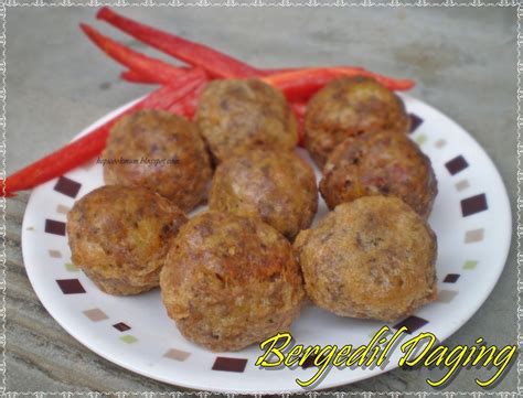 Ternyata, ada cara praktis merebus daging tetapi tetap hemat gas. Hepi Cook Mum: Bergedil Daging