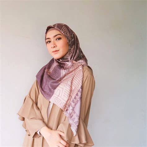 Namanya mulai dikenal setelah membintangi film komedi jomblo sebagai rita. 10 Potret Richa Novisha yang Awet Muda, Sudah 34 Tahun