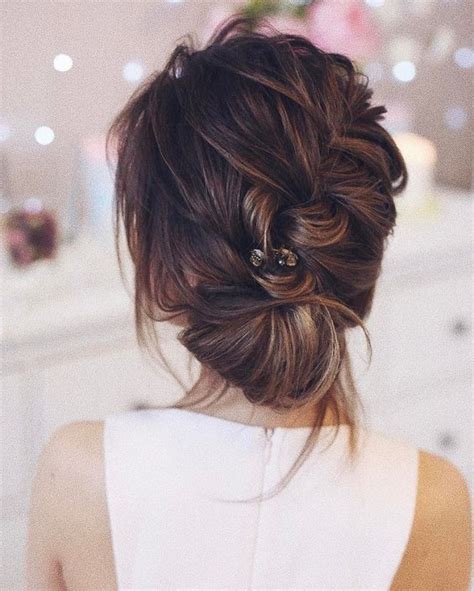 10 Updos For Medium Length Hair From Top Salon Stylists