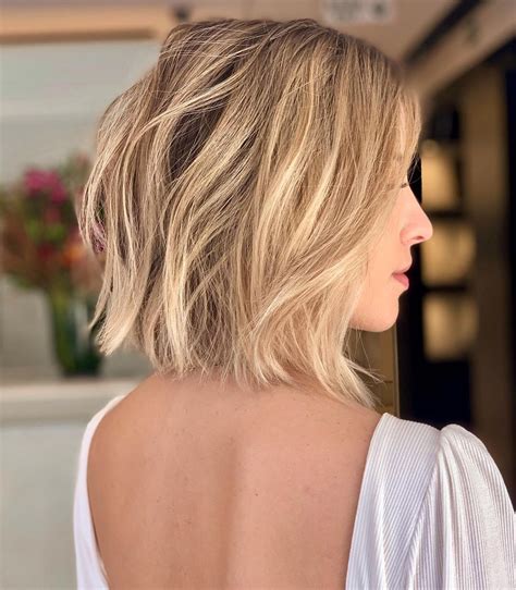Layered Blunt Cut Bob The Ultimate Guide To This Classic Hairstyle Avawillih