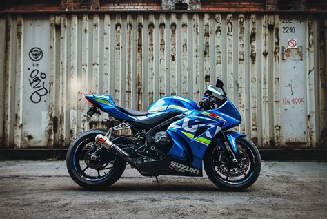 motorcycle hd honda cbr 1000rr suzuki gsx r1000 hd wallpaper rare gallery