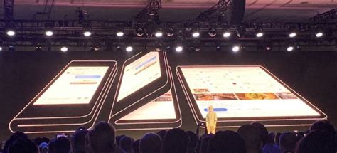 Samsung Finally Showcases The Worlds First Foldable Display Infinity