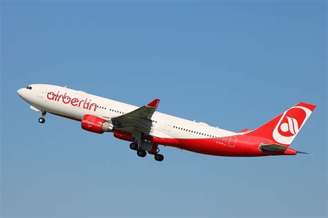 Nur wir fliegen sie über die stadtmitte. Air Berlin - Wikipedia