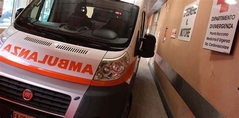 Morta Dopo Un Tuffo In Piscina Una Mamma 44enne Di Prezzate Di Mapello