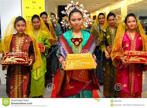 Therefore, developing relationships rather than exchanging facts and information is the main objective. Malaysian cultural outfits editorial stock photo. Image of ...
