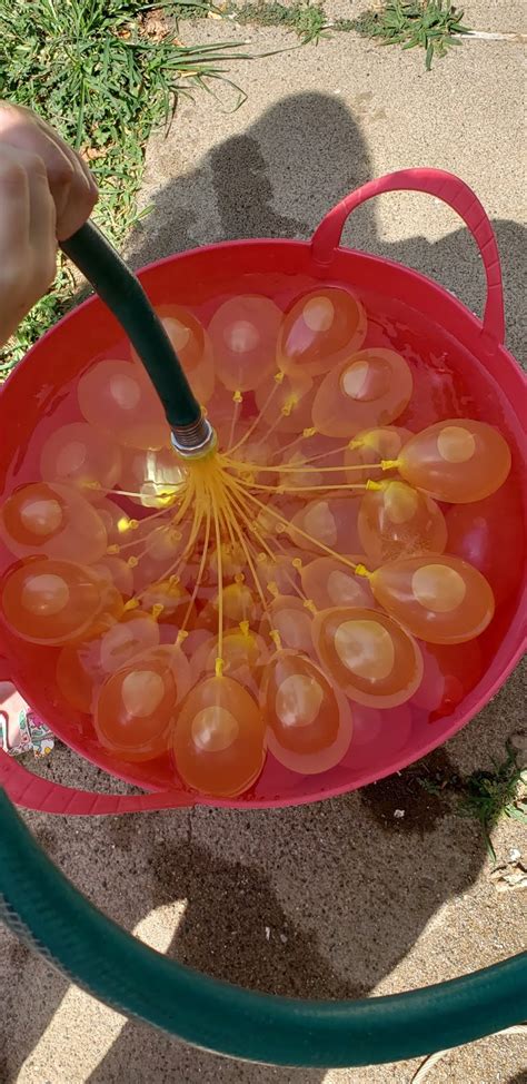 Heck Of A Bunch: Bunch O Balloons 100 Self-Sealing Water Balloons - #bunchoballoons Review