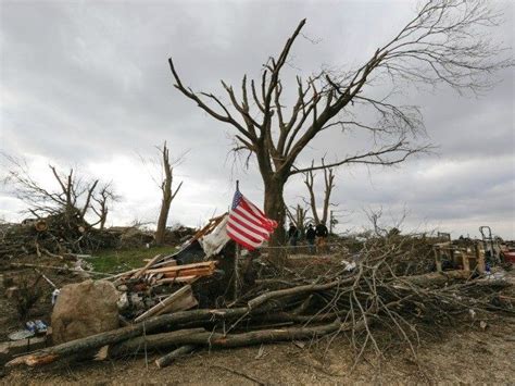 Two Dead 20 Injured In Devastating Illinois Tornados