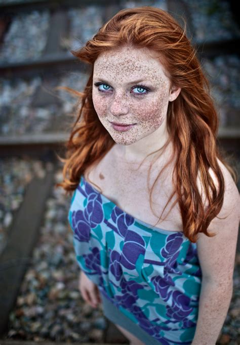 Pin By Michele Lollino On Antonia Beautiful Red Hair Red Haired Beauty Beautiful Freckles