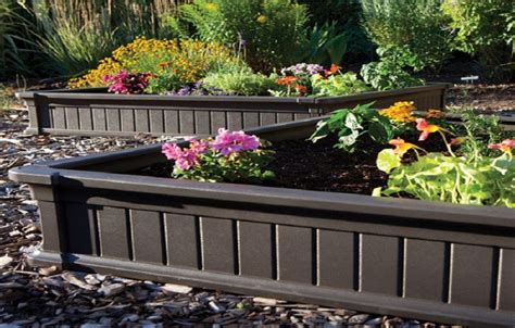 Great customer service, i told them the size of my garden, they gave me the best layout and even added outside drips for me because of the. Lifetime 4x4 Raised Garden Bed Plans ~ http://lanewstalk ...