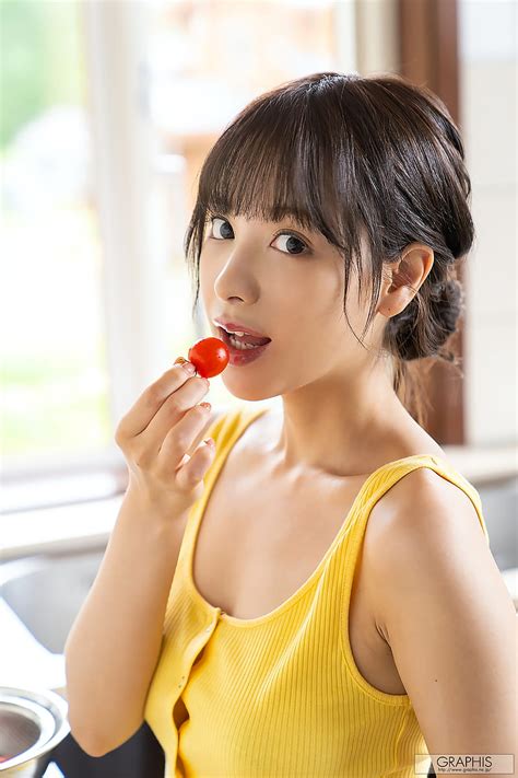 Japanese Women Japanese Women Asian Gravure Graphis Natural Boobs