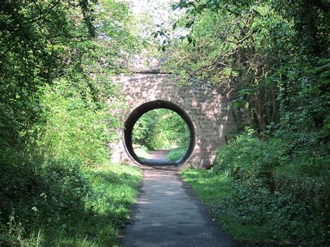 I like the way that campsie railway station appears in the afternoon. Milton of Campsie Station © Richard Webb :: Geograph ...