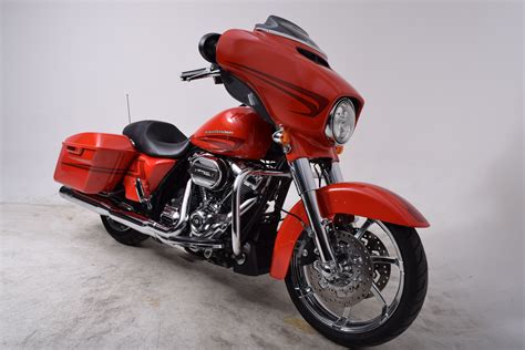 Pre Owned 2017 Harley Davidson Flhxs Touring Street Glide Special