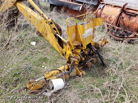 John Deere Backhoe Attachment In Independence Mo Item Dd4060 Sold