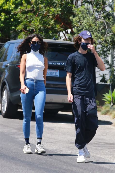 It's looking like timothée chalamet and eiza gonzález are more than just a summer fling. EIZA GONZALEZ and Timothee Chalamet Out Hiking in Los ...